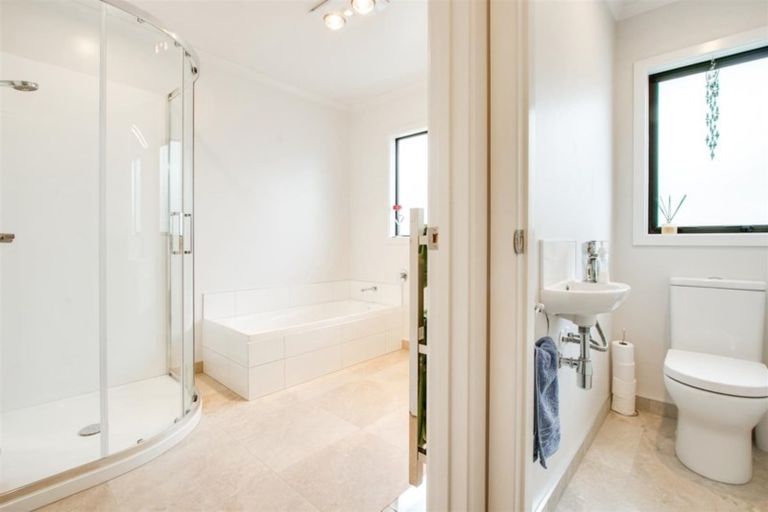 Photo of property in 39a Merton Crescent, Pirimai, Napier, 4112