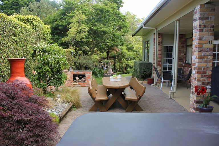 Photo of property in 5 Matipo Avenue, Pomare, Rotorua, 3015