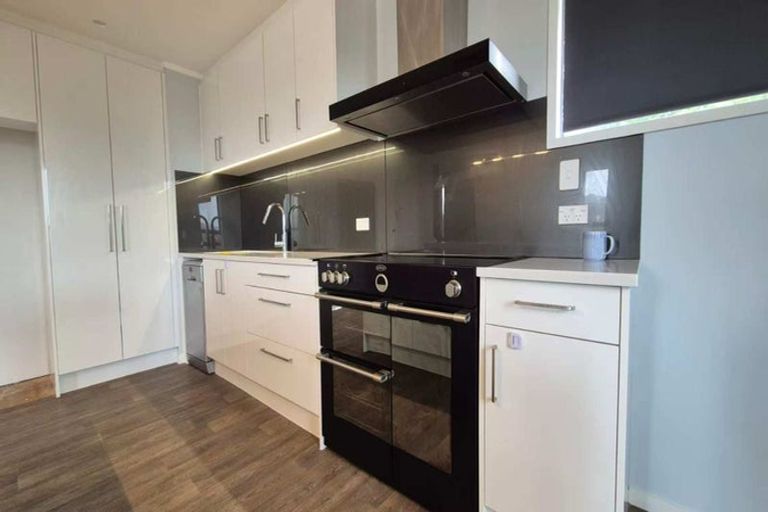 Photo of property in 7 Win Grove, Hatfields Beach, Orewa, 0931