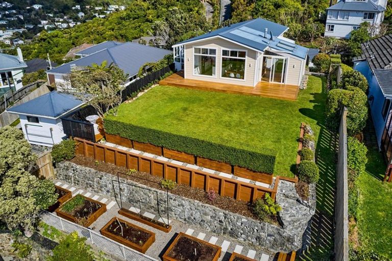 Photo of property in 70 Heke Street, Ngaio, Wellington, 6035