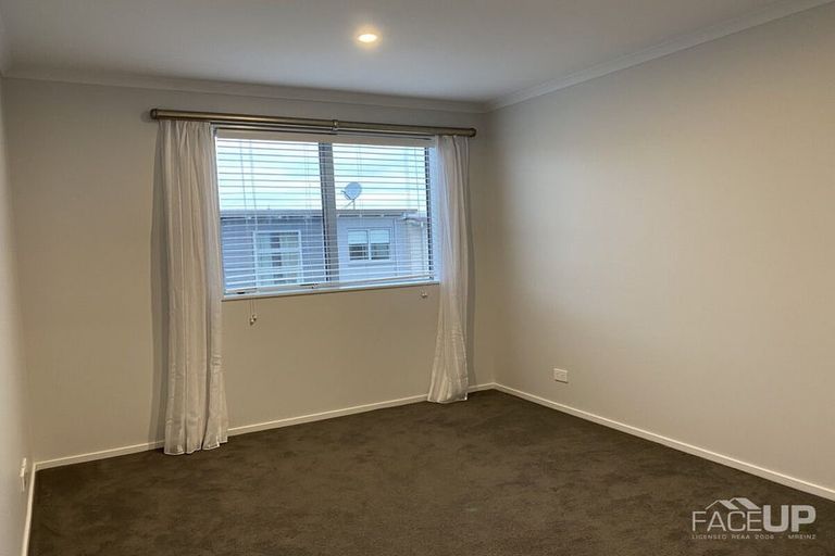 Photo of property in 11 Mollusc Road, Hobsonville, Auckland, 0616