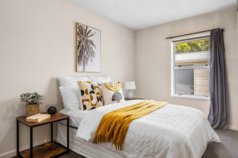 Photo of property in 2 Colman Avenue, Sockburn, Christchurch, 8042