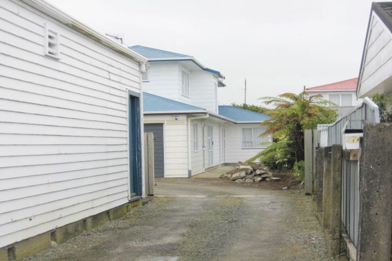 Photo of property in 574 Queen Street East, Levin, 5510