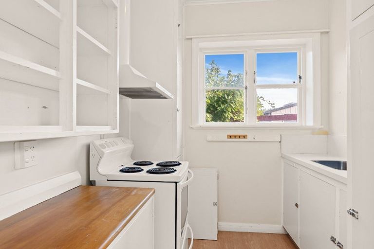 Photo of property in 10 Stoke Street, Sumner, Christchurch, 8081