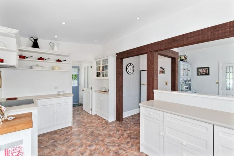 Photo of property in 19 Bay View Road, Raglan, 3225