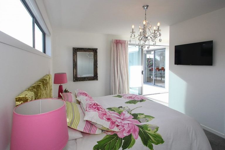 Photo of property in 22 Wharfe Street, South Hill, Oamaru, 9400