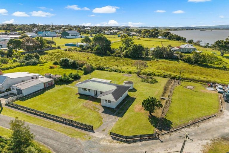 Photo of property in 20 Linley Crescent, Te Kopuru, 0391