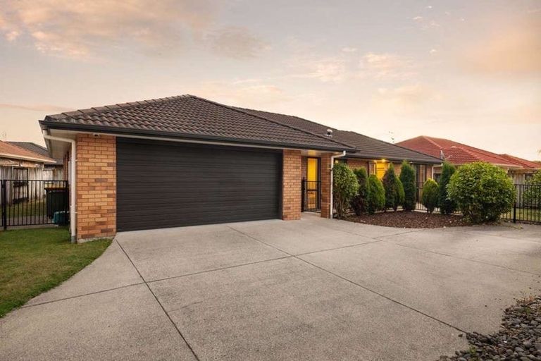 Photo of property in 43 Parkside Drive, Huntington, Hamilton, 3210