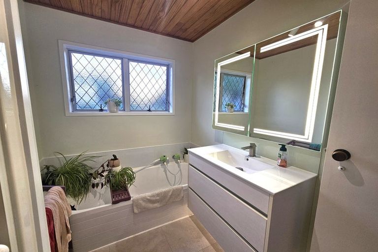 Photo of property in 5 Cambridge Road, Judea, Tauranga, 3110