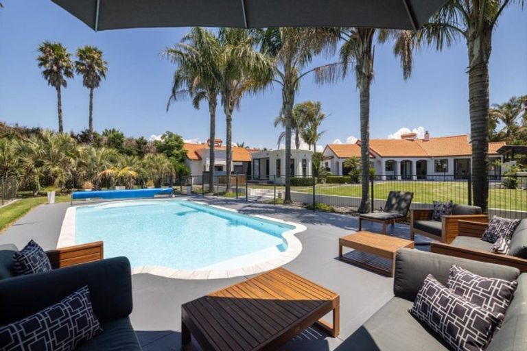 Photo of property in 15 Saint Clair Place, Papamoa Beach, Papamoa, 3118