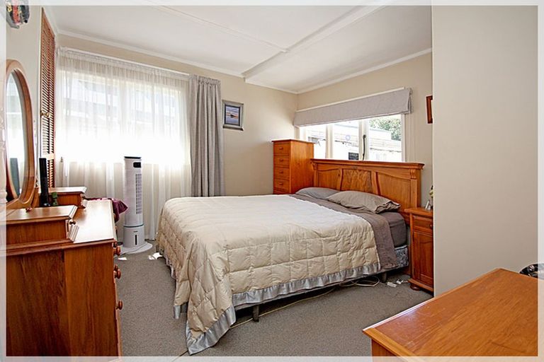 Photo of property in 3 Huia Street, Foxton Beach, Foxton, 4815