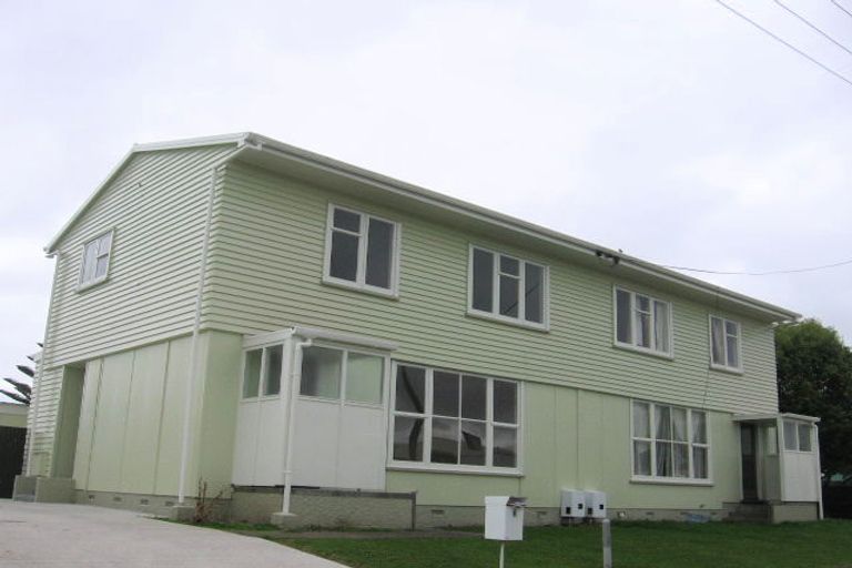 Photo of property in 4-6 Opie Place, Highbury, Palmerston North, 4412