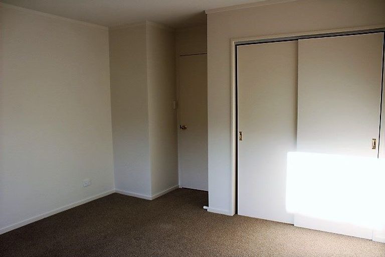 Photo of property in 1/34 Sorrel Crescent, Bucklands Beach, Auckland, 2012