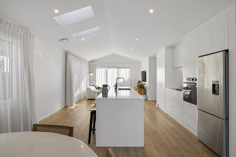 Photo of property in 11 Waterfowl Road, Jacks Point, 9371