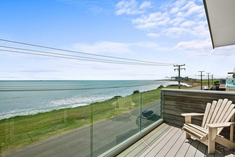 Photo of property in 15 Tiromoana Crescent, Bell Block, New Plymouth, 4312