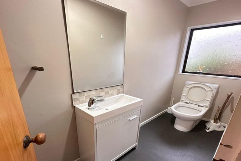 Photo of property in 81b Percy Dyett Drive, Karori, Wellington, 6012