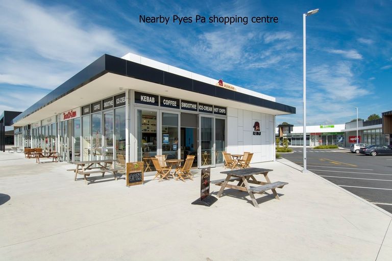 Photo of property in 12 Montrose Place, Pyes Pa, Tauranga, 3112