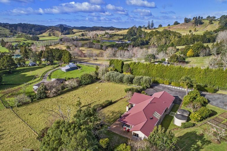 Photo of property in 11 Logan Cameron Road, Kauri, Kamo, 0185
