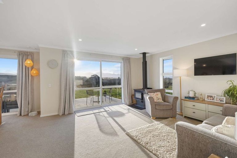 Photo of property in 293 Neudorf Road, Upper Moutere, 7175