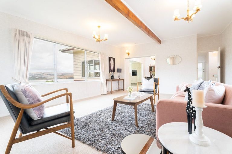 Photo of property in 4 Compass Way, Whitby, Porirua, 5024