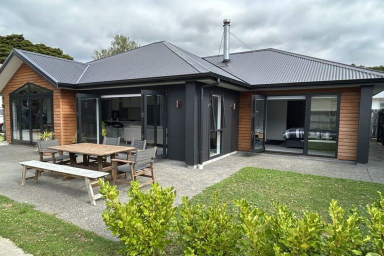 Photo of property in 21a Murray Street, Wallaceville, Upper Hutt, 5018