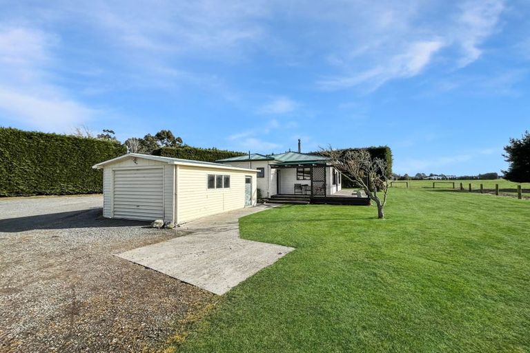 Photo of property in 32 Johnston Road, Rakaia, 7784