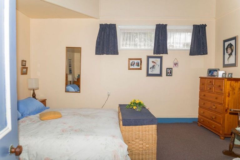 Photo of property in 7 Ruahine Street, Dannevirke, 4930