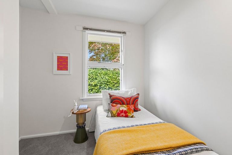 Photo of property in 30 Hadlow Place, Burnside, Christchurch, 8041