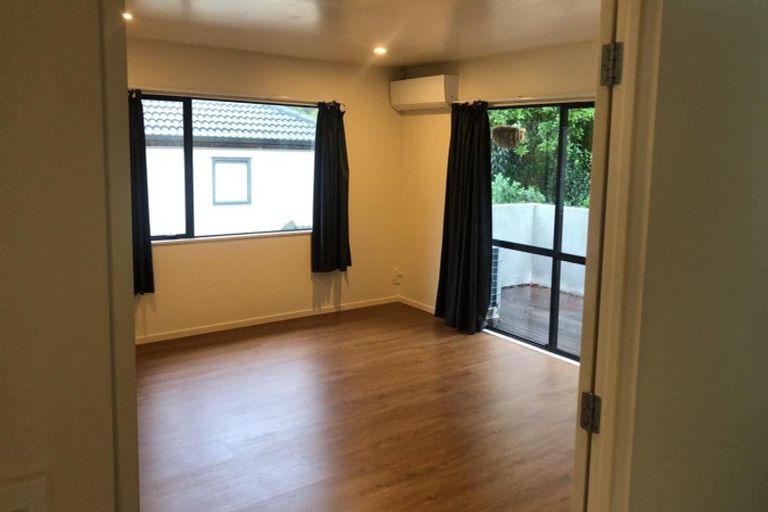 Photo of property in 20 Langana Avenue, Browns Bay, Auckland, 0630