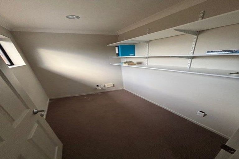 Photo of property in 100 Shakespeare Street, Leamington, Cambridge, 3432