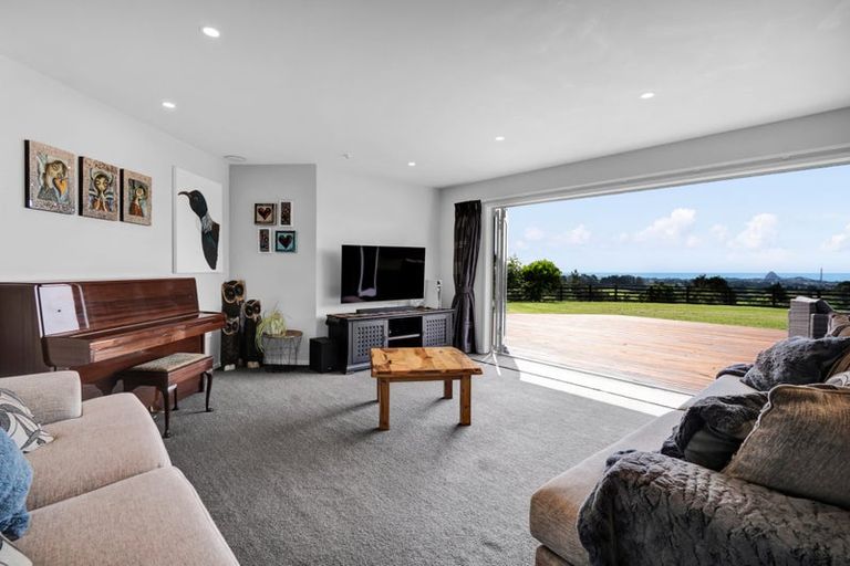 Photo of property in 590c Frankley Road, Hurworth, New Plymouth, 4371