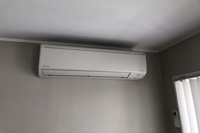 Photo of property in 124b Coronation Road, Papatoetoe, Auckland, 2025