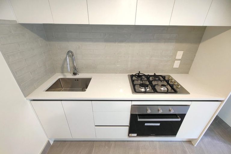 Photo of property in 122 Beach Road, Castor Bay, Auckland, 0620