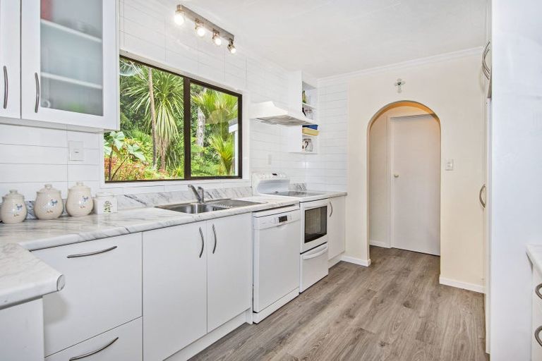 Photo of property in 17 Granfield Place, Te Kamo, Whangarei, 0112