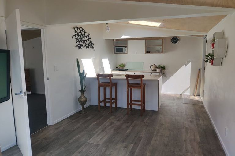 Photo of property in 10 Kotuku Place, Snells Beach, 0920