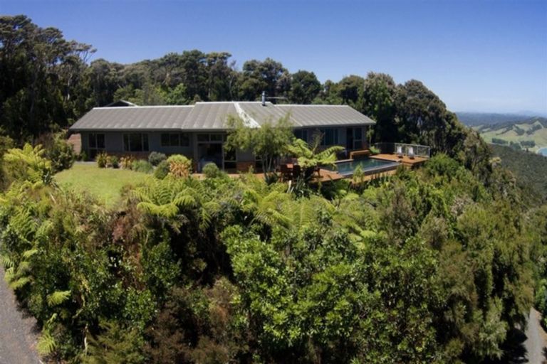 Photo of property in 106a Manawaora Road, Russell, 0272