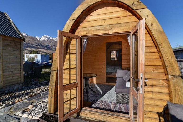 Photo of property in 13 Forbes Place, Glenorchy, 9372