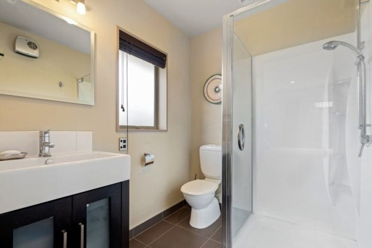 Photo of property in 6 Ambrose Place, Rangiora, 7400