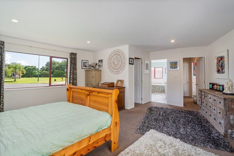 Photo of property in 8 Oribi Place, Whitianga, 3510