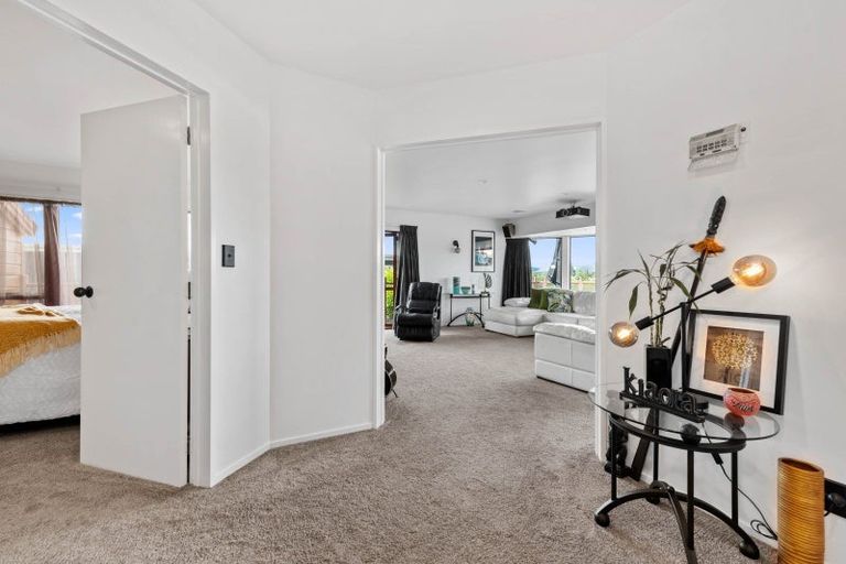 Photo of property in 37 Carter Drive, Pomare, Rotorua, 3015