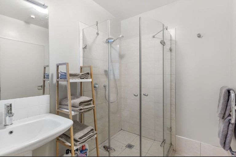 Photo of property in 3/124 Stancombe Road, Flat Bush, Auckland, 2016