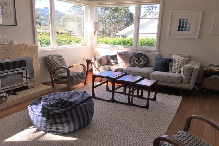 Photo of property in 12 Raumati Terrace, Khandallah, Wellington, 6035