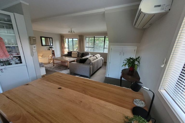 Photo of property in 1/23 Royal Road, Massey, Auckland, 0614