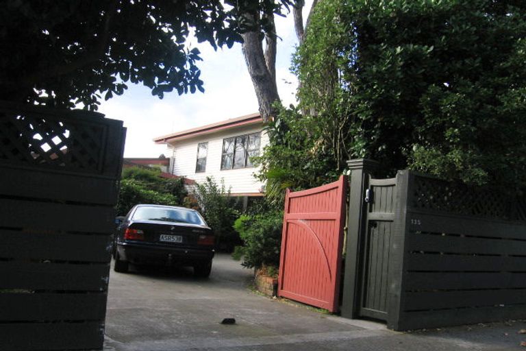 Photo of property in 135 Waterloo Road, Hutt Central, Lower Hutt, 5010