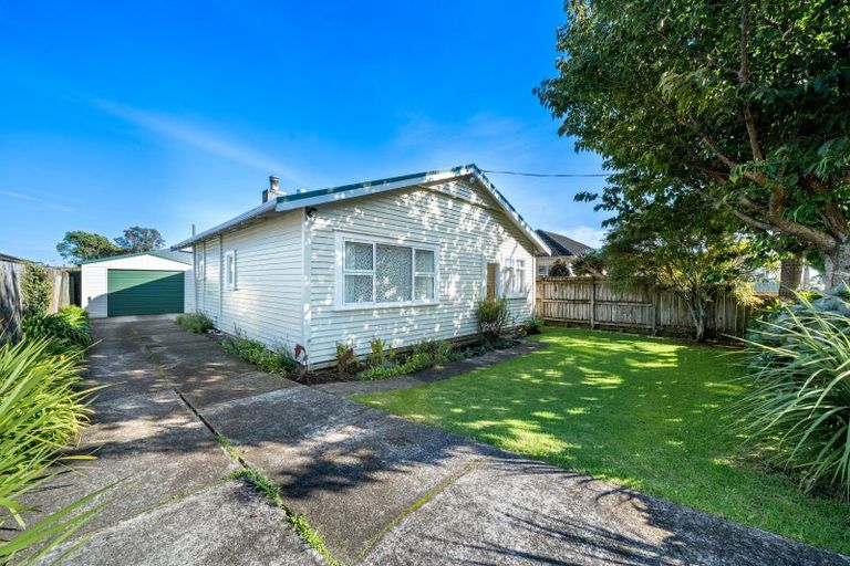 Photo of property in 44 Fitzroy Road, Fitzroy, New Plymouth, 4312