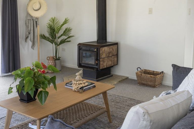 Photo of property in 11a Tobin Place, Richmond Heights, Taupo, 3330