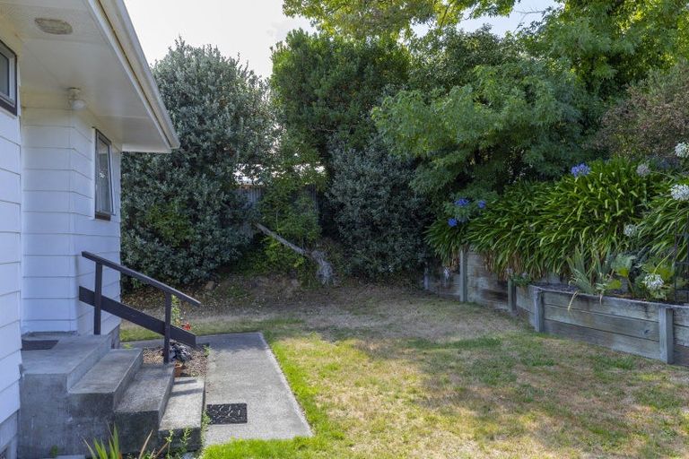 Photo of property in 2/17 Cumberland Street, Tauhara, Taupo, 3330
