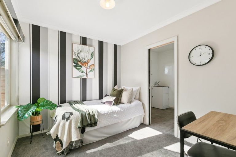 Photo of property in 9 Allen Terrace, Tawa, Wellington, 5028