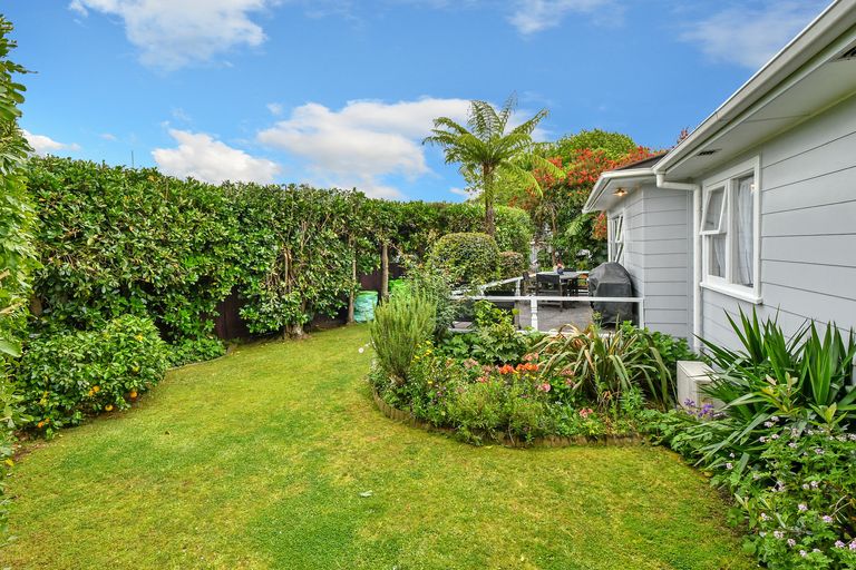 Photo of property in 19 Marybeth Place, Rosehill, Papakura, 2113