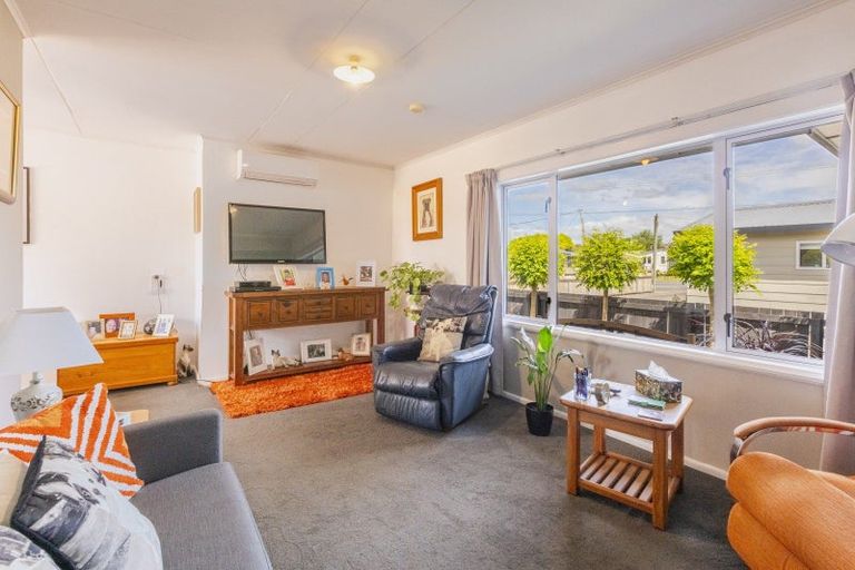 Photo of property in 111 Tavistock Road, Waipukurau, 4200